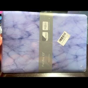 Macbook pro 13in case
